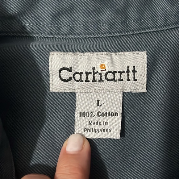 Carhartt Button Down Size L - Picture 4 of 7